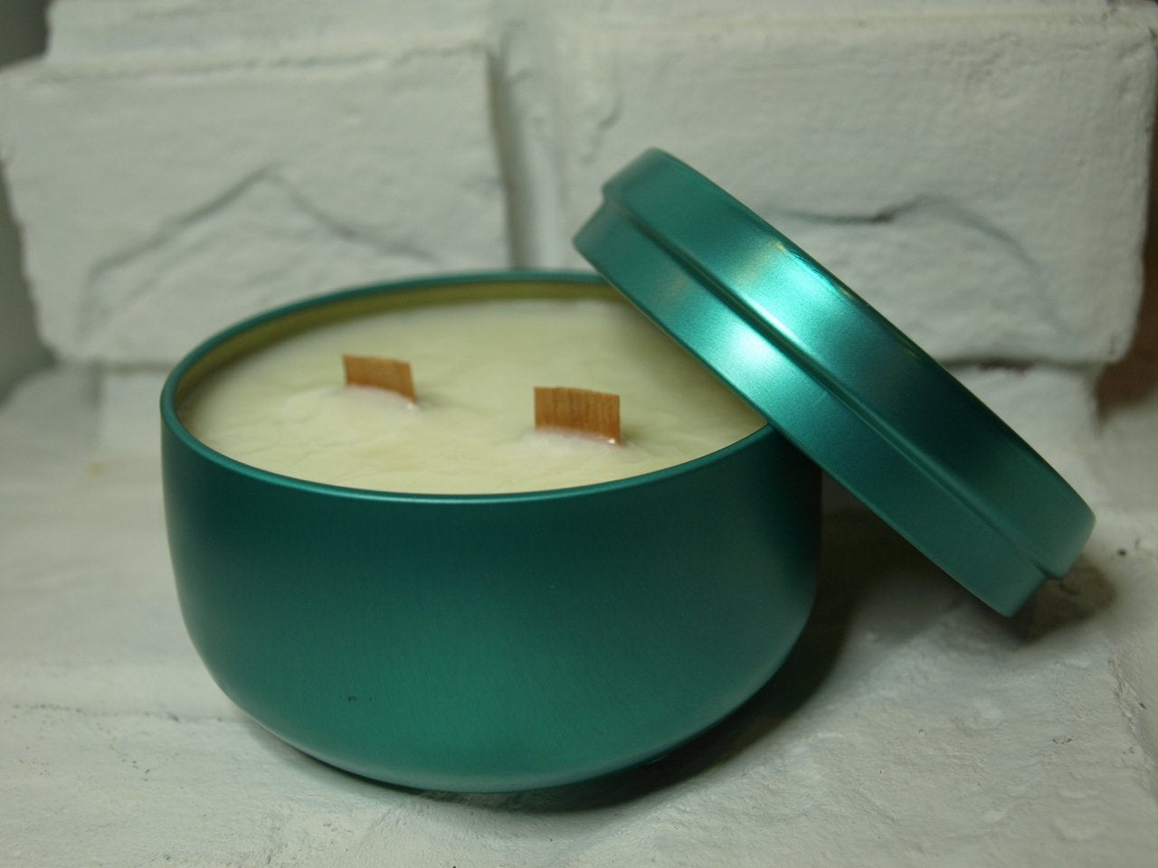 Barbados Awaits Luxury Soy Wood Wick Candle: ocean air + coconut milk