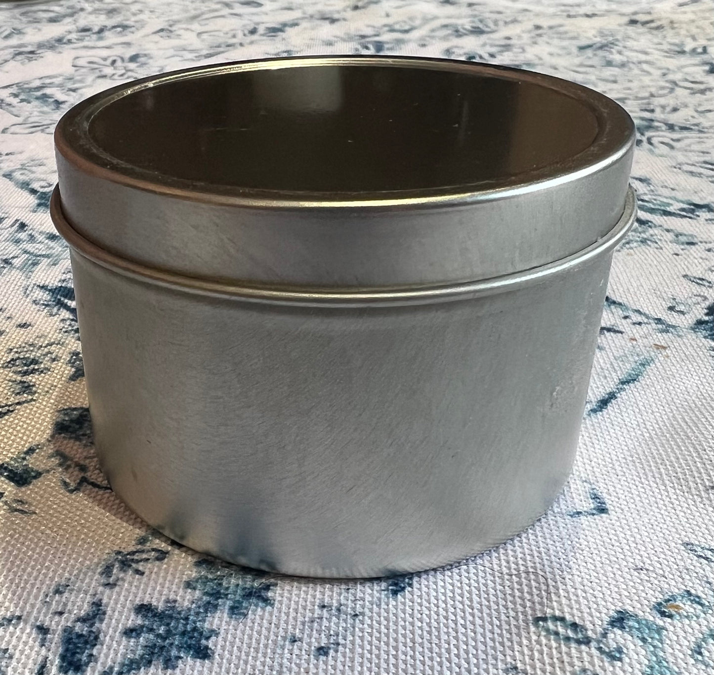 Norway Awaits Luxury Soy Wood Wick Candle: mint + foliage